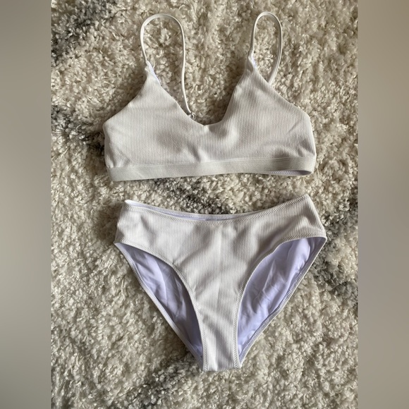 Bohemian BOHO WHITE BIKINI ribbed material swimwear adjustable straps bride NWT - Picture 3 of 7